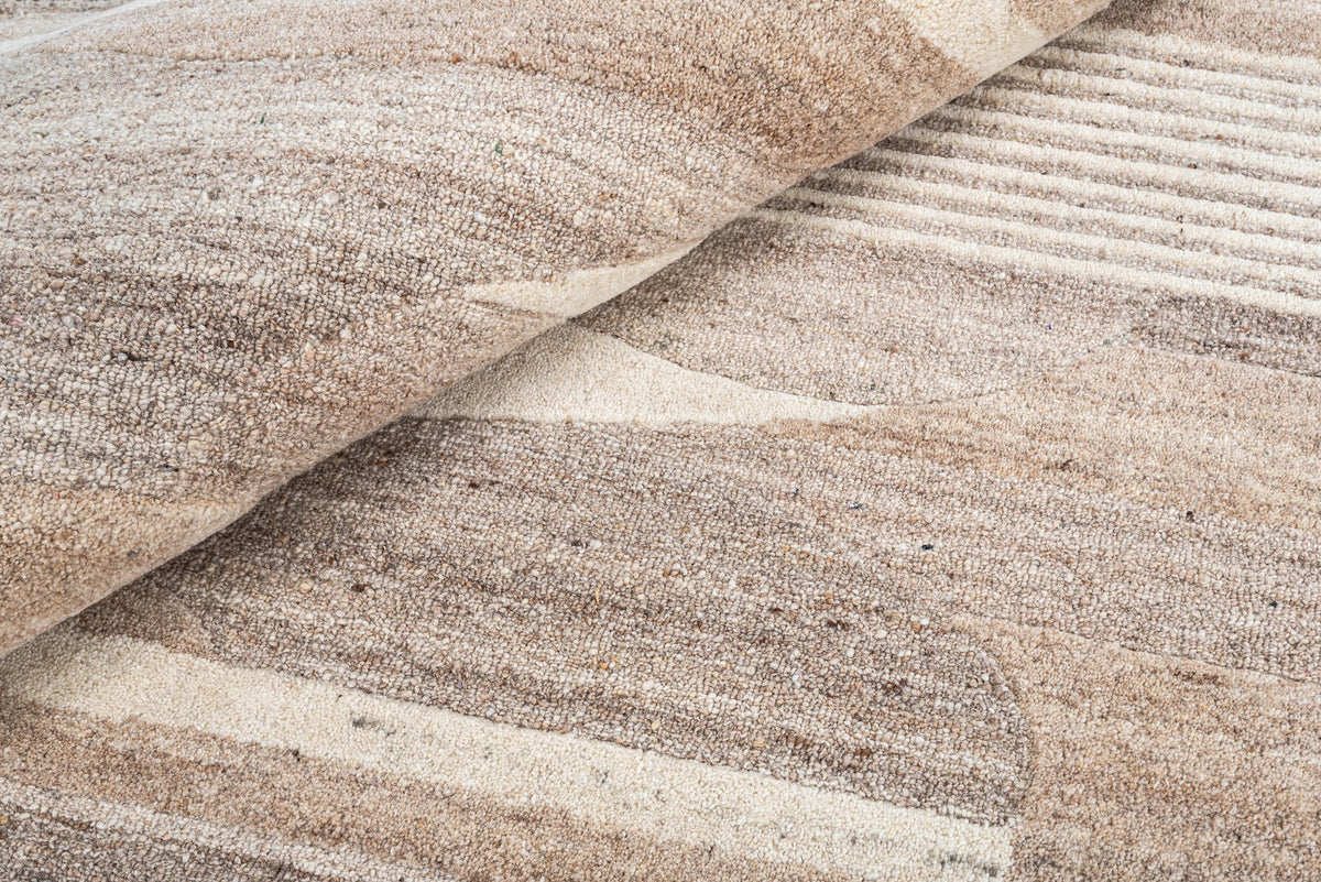 Ivory, Beige & Brown Geometric Border Wool Rug — Round 5