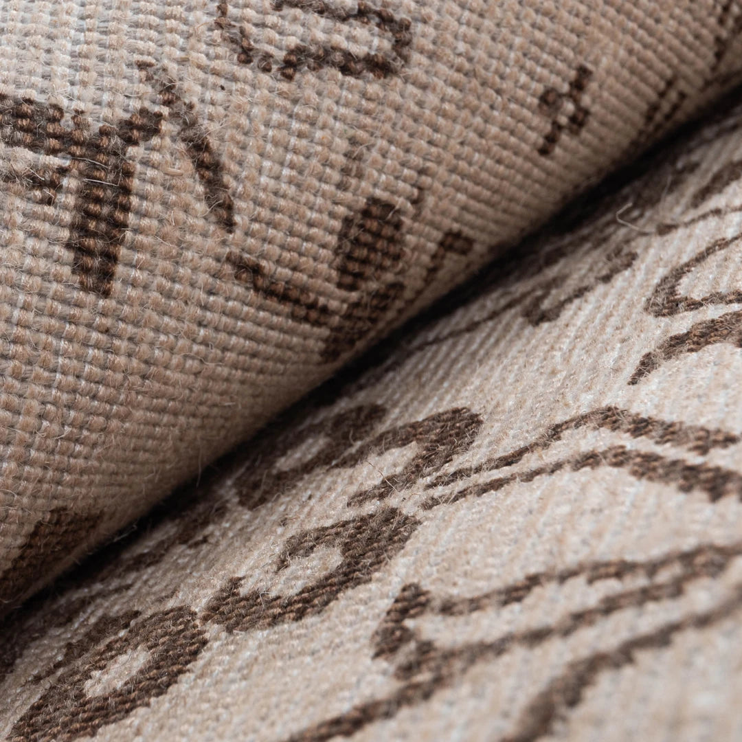 NP-001_CHOCOLATE-BROWN_Runner_6.webp